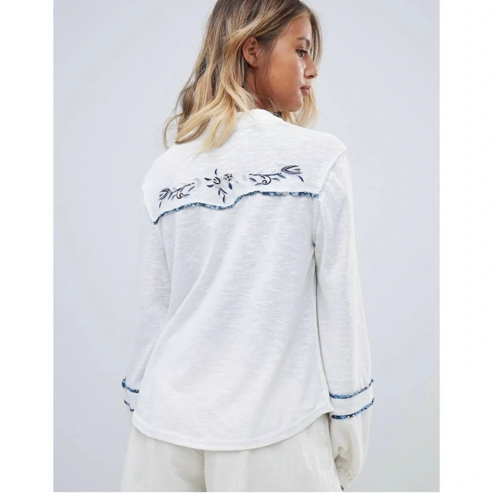 Free People Sundance Kid Western Ivory Blue Embroidered Henley Top Women Small